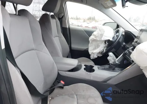 2021 Toyota Venza Le z USA, uszkodzony, nr VIN JTEAAAAH2MJ024310